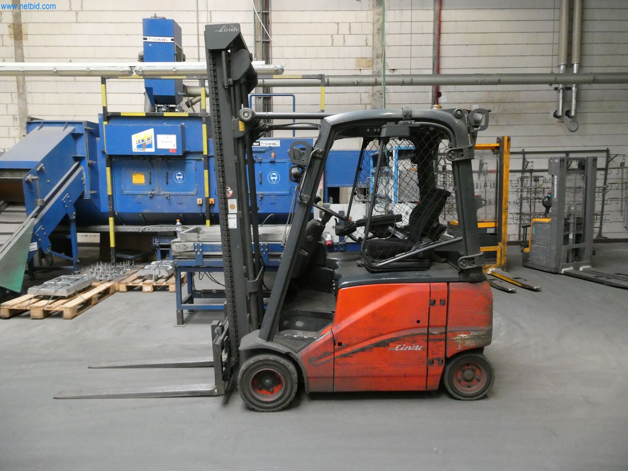 Elektro-Gabelstapler (18) spätere Freigabe 30.10.2026 Linde E20PH-01